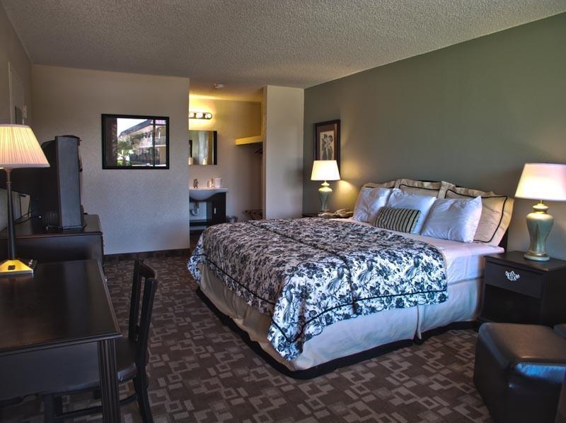 Springfield Hotel And Suites Kingsland Room photo